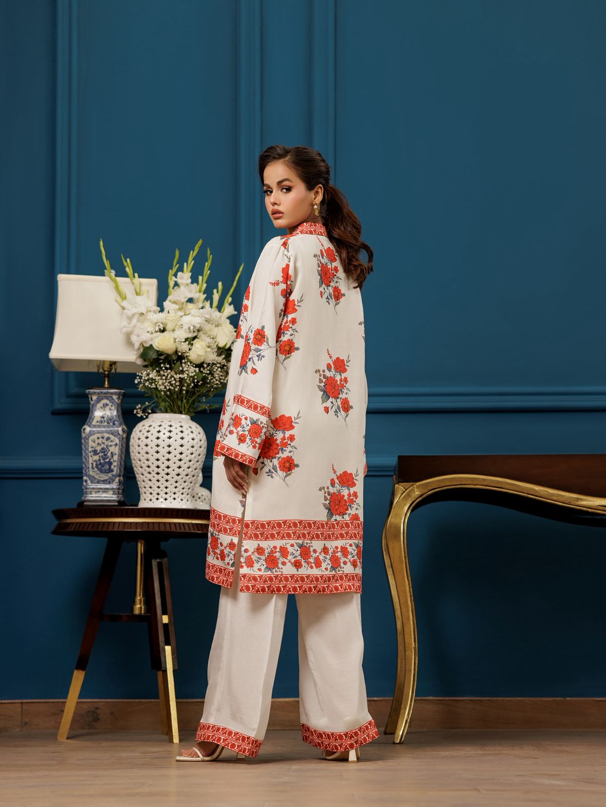 Ready to wear suit- (9583)