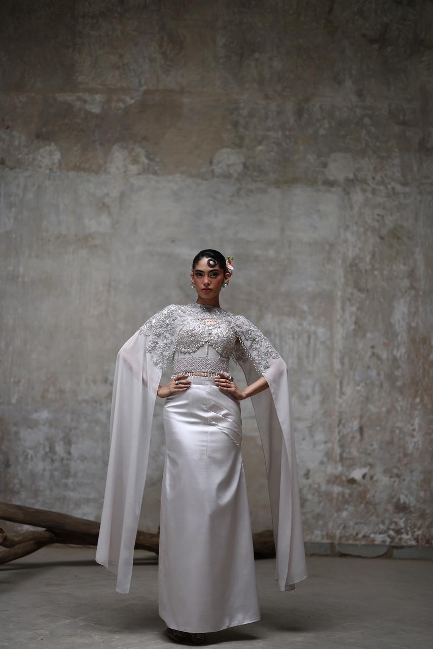 A cape and ghagra set