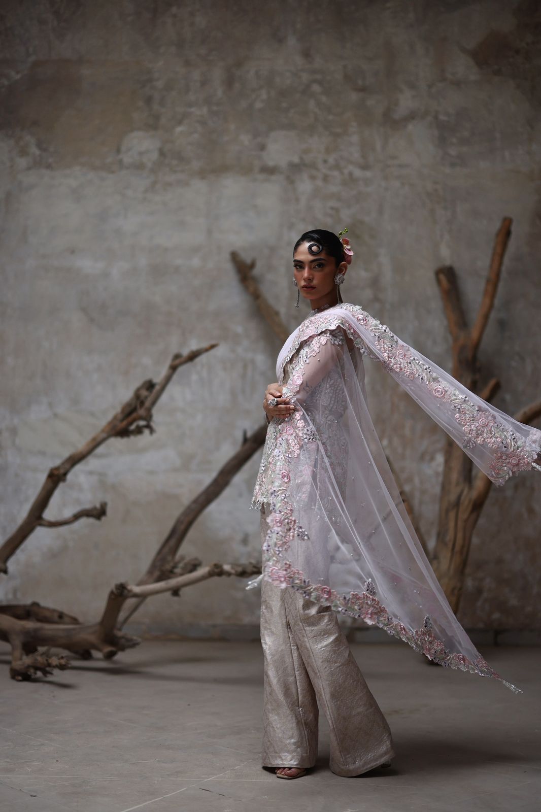 Embroidered kurta and pant set- (9124.2)