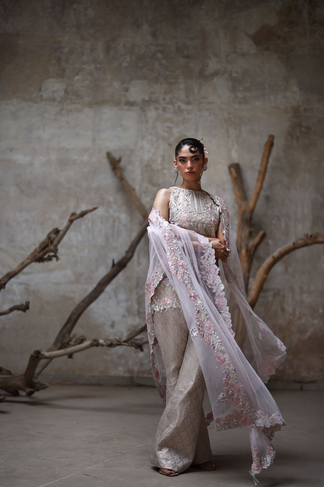 Embroidered kurta and pant set- (9124.2)