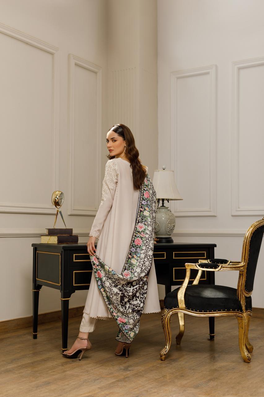 A ready to wear set (8602)