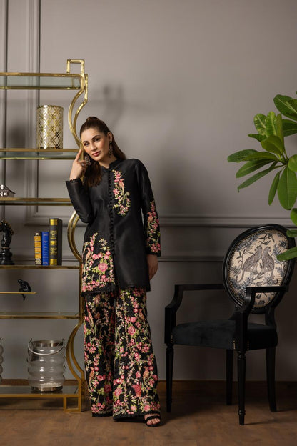 An embroidered jacket with pants- 9001
