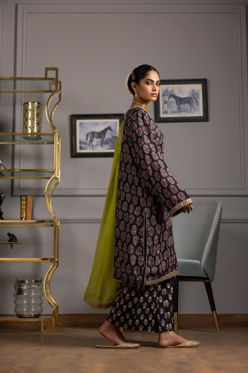 A Ready to Wear Set (9109)