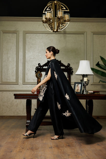 Embroidered cape with pants (RZ-015)