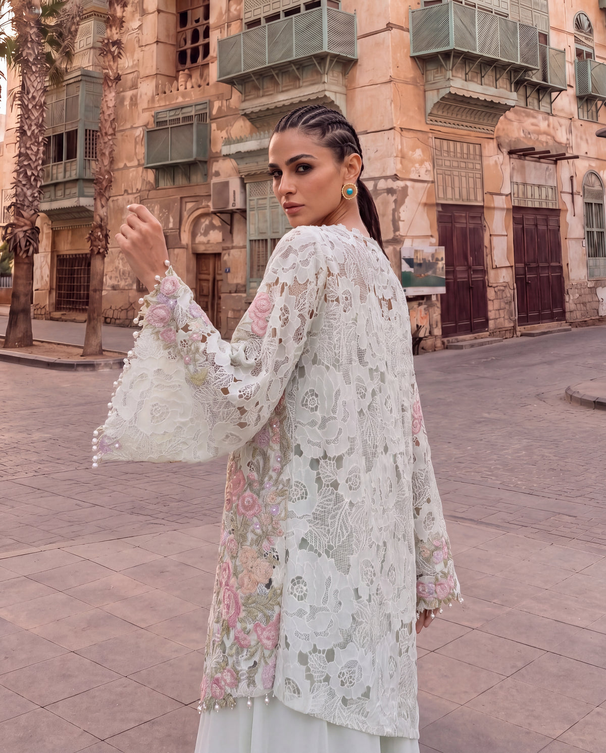 Sage Green Embroidered Cutwork Kurta Set with Shaded Chiffon Dupatta-(GS-6031)