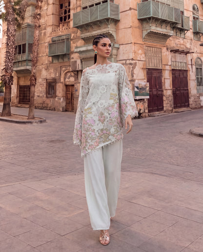 Sage Green Embroidered Cutwork Kurta Set with Shaded Chiffon Dupatta-(GS-6031)