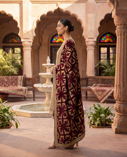 A dupatta- (BNG-6210)