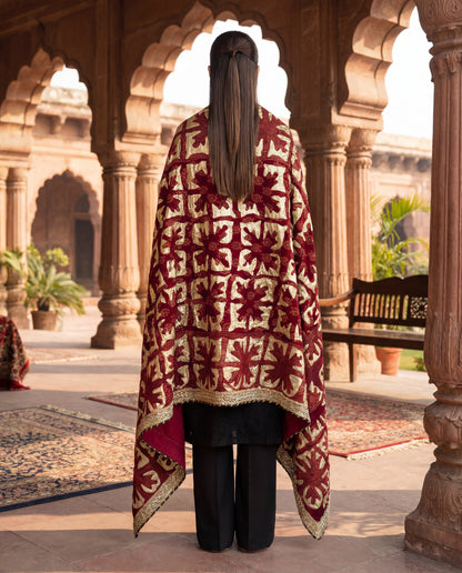 A dupatta- (BNG-6210)