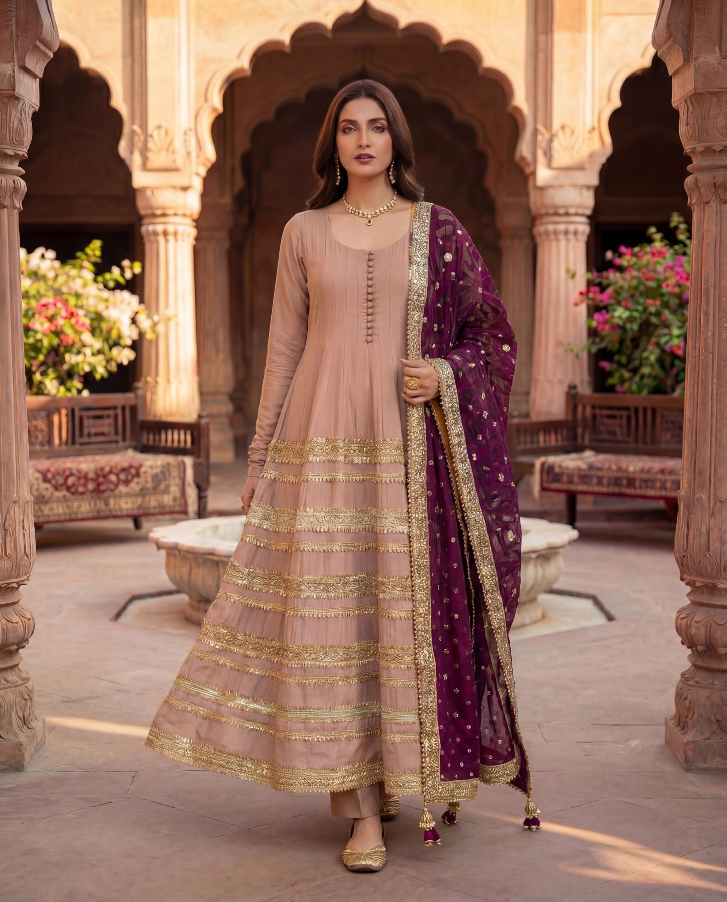 A dupatta- (PD-513)