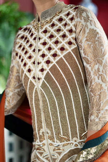 A short jacket with a crushed pallazo (NBF-630)