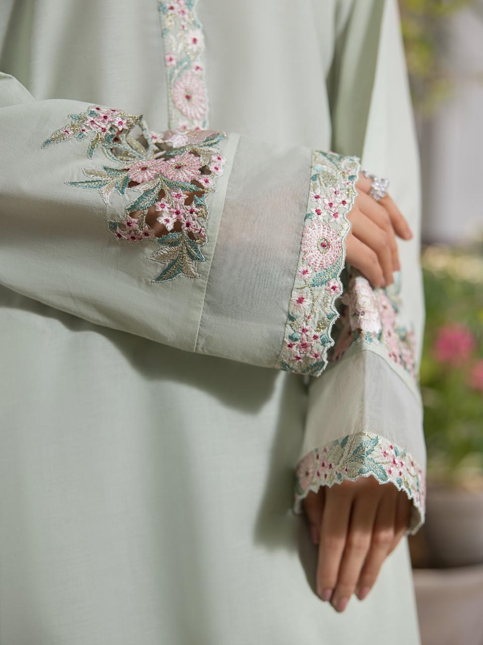 Kurta and pant set-(8382)