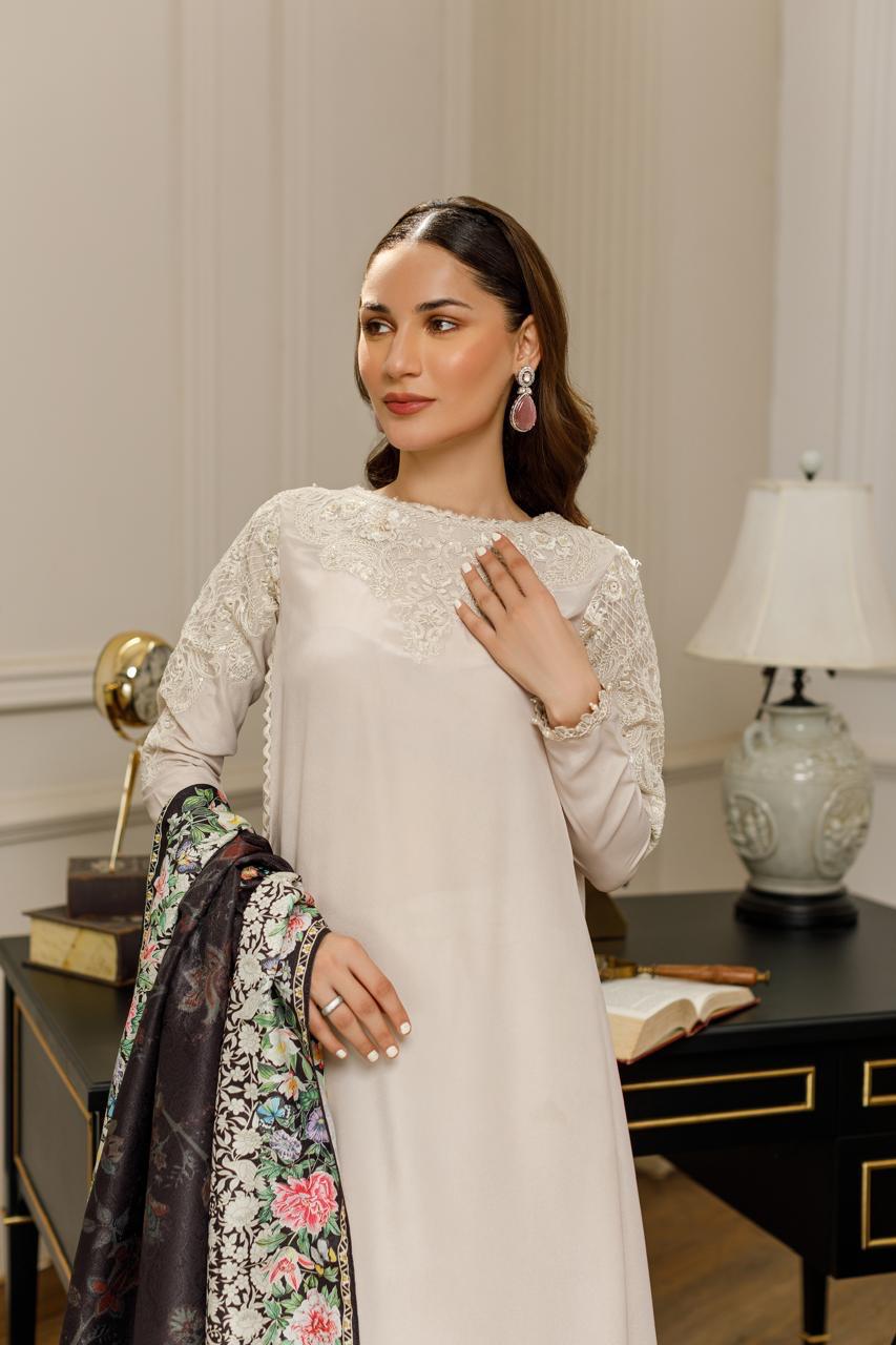 A ready to wear set (8602)